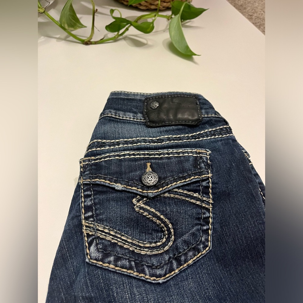 Silver Jeans Co. Women, Dark Wash Suki Skinny Jeans Size W28/L29